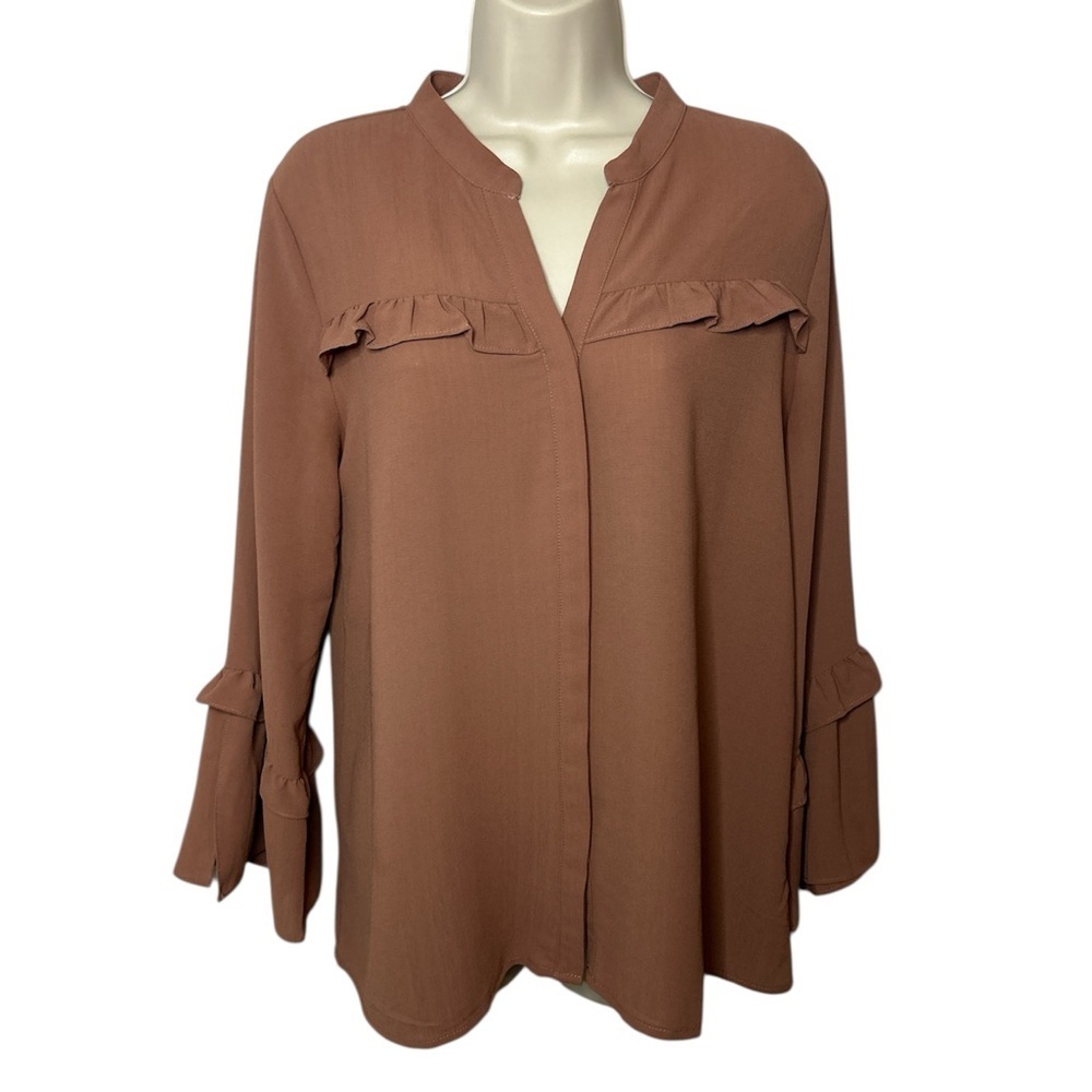 Doe & Rae Elegant Ruffled Tan Blouse sz M